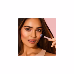 Real Techniques Setting Makeup Brush for Highlighter, Powder or Blush (Packaging and Handle Colour May Vary)