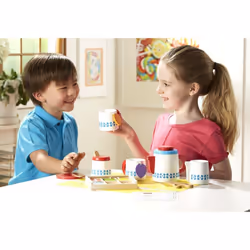 Melissa & Doug Wooden Steep & Serve Tea Set