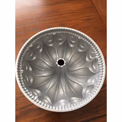 Nordic Ware Non-Stick Cast Aluminum Fleur De Lis Bundt Pan, Toffee