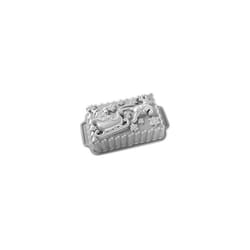 Nordic Ware Santa s Sleigh Loaf Pan