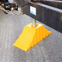 Camco 44435 Wheel Chock