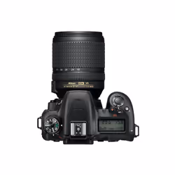 Nikon D7500 + AF-S DX NIKKOR 18-140 VR SLR Camera Kit 20.9 MP CMOS 5568 x 3712 pixels Black - Additional view 5