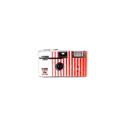 XP2 Super Single Use Camera with Flash (27 Exposures) black and white film CAT1174186