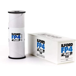 Ilford FP4 Plus  Black and White Print Film  120 (6 cm)  ISO 125 (1678169)