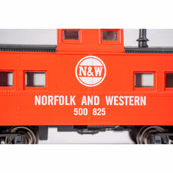 Bachmann Industries Norfolk & Western Red #500825 Northeast Steel Caboose (HO Scale Train)