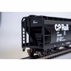 Bachmann Trains - 56'ACF Center Flow Hopper - CP Rail - HO Scale