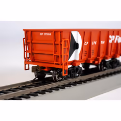 Bachmann Industries #375514 Ore Car CP Rail (Multimark) (HO Scale Train)