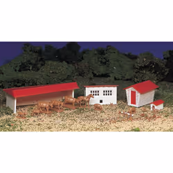 Bachmann Trains - PLASTICVILLE U.S.A. BUILDINGS - CLASSIC KITS - FARM