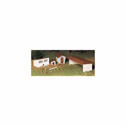 Bachmann Trains - PLASTICVILLE U.S.A. BUILDINGS - CLASSIC KITS - FARM