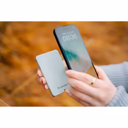 Verbatim Charge 'n' Go Essentials Magnetic Wireless Power Bank 10000 mAh Green - Additional view 6