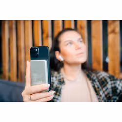 Verbatim Charge 'n' Go Magnetic Wireless Power Bank 5000mAh Green - Additional view 7
