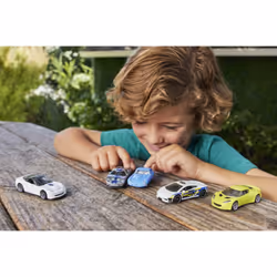 Matchbox 1:64 Scale Die-Cast Toy Cars or Trucks, Set of 5 (Styles May Vary)