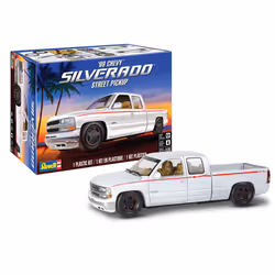 Revell 14538 '99 Chevy Street Silverado Street Pickup 1:25 Scale 150P