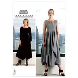 VOGUE PATTERNS V1312B50 Misses' Dress Sewing Pattern  Size B5 (8-10-12
