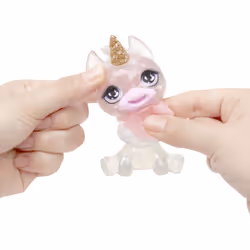 Rainbow High Classic Rainbow Fashion Doll- Amaya (rainbow) - Additional view 4