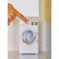 Rainbow High Dorm House dollhouse