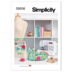 Simplicity Cat and Mouse Themed Pincushion  Weight  Apron  and Wristlet Sewing Pattern Kit  Code S9505  One Size  Multicolor