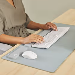 Fellowes Keyboard Wrist Rest Breyta Keyboard Wrist Support with Antibacterial Protection Ergonomic Wrist Support Sage - Additional view 3