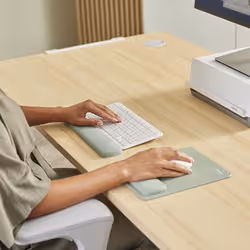 Fellowes Keyboard Wrist Rest Breyta Compact Keyboard Wrist Support with Antibacterial Protection Ergonomic Wrist Support Sage - Additional view 4