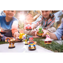 Nintendo Mewtwo Amiibo