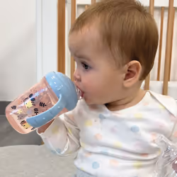Grip N' Sip Drinking Cup 4-12 Monts Nuby Easy Grip Soft Spout No Spill
