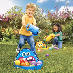 Little Tikes Feeding Frenzy - Indoor/Outdoor Gaming Experience - 30+ Accessories - Ages 3+ - Easy to Learn - Fast Paced