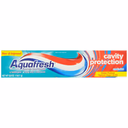 Aquafresh Cavity Protection Fluoride Toothpaste, Cool Mint, 5.6 ounce