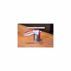 Zyliss Lock N' Lift Can Opener - Can Opener with Lid Lifter Magnet - Manual Can Opener with Locking Mechanism - Safe and Easy-to-Turn - Stainless Stee