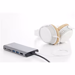 StarTech.com USB C Multiport Adapter - USB-C Mini Travel Dock w/ 4K HDMI or 1080p VGA - 3x USB 3.0 Hub, SD, GbE, Audio, 100W PD Pass-Through - Portable Docking Station for Laptop/Tablet - Additional view 7