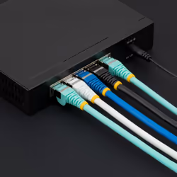 StarTech.com 2m CAT6a Ethernet Cable - White - Low Smoke Zero Halogen (LSZH) - 10GbE 500MHz 100W PoE++ Snagless RJ-45 w/Strain Reliefs S/FTP Network Patch Cord - Additional view 5