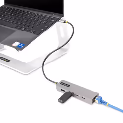 StarTech.com 3-Port USB-C Hub with 2.5 Gbps Ethernet and 100W Power Delivery Pass-Through Port, USB 3.2 10Gbps, 2x USB-A/1x USB-C, Portable USB Type-C Adapter Hub - Additional view 6