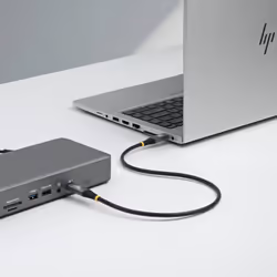 StarTech.com 1.5m (5ft) USB4 Cable, 80Gbps, USB-IF Certified USB-C Cable, 240W PD, 8K 120Hz/4K 240Hz DP2.1 DP80, TPE Jacket, Thunderbolt 4 Compatible - Black USB-C Cord - Additional view 6