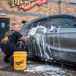 Meguiar's ME G17716 Ultimate Car Wash and Wax 473 ml - Additional view 7