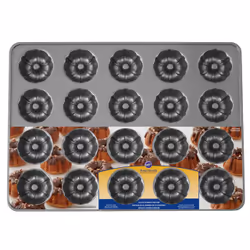 Wilton Perfect Results Non-Stick Mega Fluted Tube Pan, 20-Cavity