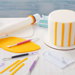 Wilton Large Fondant Roller with Guide Rings, 20-Inch