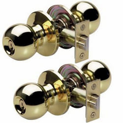 Master Lock Keyed Entry Door Lock  Ball Style Knob  Polished Brass  BAO0103T (Pack of 2-Keyed Alike)