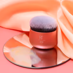 Real Techniques Foundation Kabuki Makeup Blender - Additional view 4