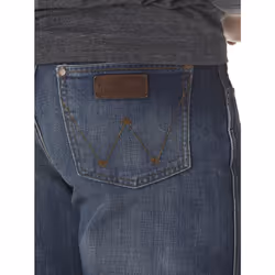 Wrangler Men's Retro Relaxed Fit Boot Cut Jean  Jackson Hole  34W x 34L