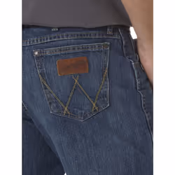 Wrangler Men's Retro Relaxed Fit Boot Cut Jean  True Blue  31W x 34L