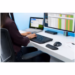 Kensington ErgoSoft Wrist Rest for Standard Keyboard - Additional view 7