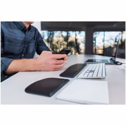 Kensington ErgoSoft Wrist Rest for Slim Keyboard - Additional view 6