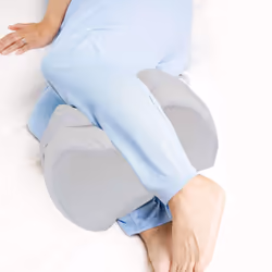 Ergonomic Knee Pillow for Side Sleepers - Orthopedic Memory Foam Knee Pillow for Spine Alignment & Back Pain - Soft Cover wit ...