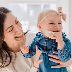 MAM 2-in-1 Bite & Brush Baby Teether  Relieves Teething Symptoms in Babies 3+ Months  Stimulates Sensory Development  1 Pack  3+ Months  Violet/Girl