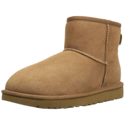 UGG Women's Classic Mini Ii Boot  Chestnut  09