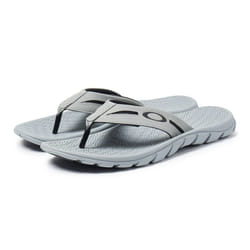 Oakley Mens Operative Sandal Flip-Flop  Stone Gray  13 US