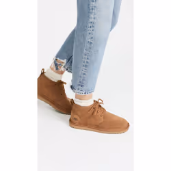 UGG Women's Neumel Boot  Chestnut  06