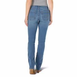 Wrangler Women's Misses Western Mid Rise Stretch Straight Leg Jean  Br