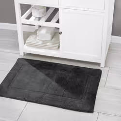 mDESIGN 06249MDBST bath rug/mat
