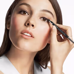 Clinique Quickliner For Eyes Intense | Water Resistant  Smudge Resistant + Safe For Sensitive Eyes  Intense Peridot
