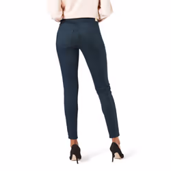 Levi Strauss Signature Gold Women's Totally Shaping Pull-on Skinny Jeans Available in Plus Size  Immaculate  2 Long